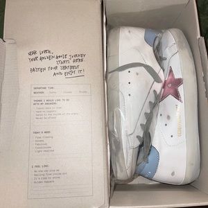 Golden Goose Low Top Sneaker